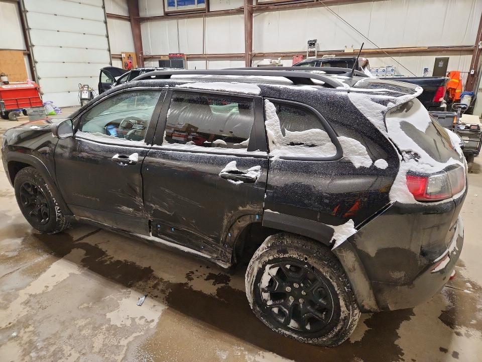 77326285 :رقم المزاد ، 1C4PJMBX0MD127052 vin ، 2021 Jeep Cherokee مزاد بيع