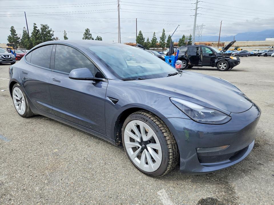 2022 Tesla Model 3 მანქანა იყიდება აუქციონზე, vin: 5YJ3E1EB0NF228152, აუქციონის ნომერი: 78482885