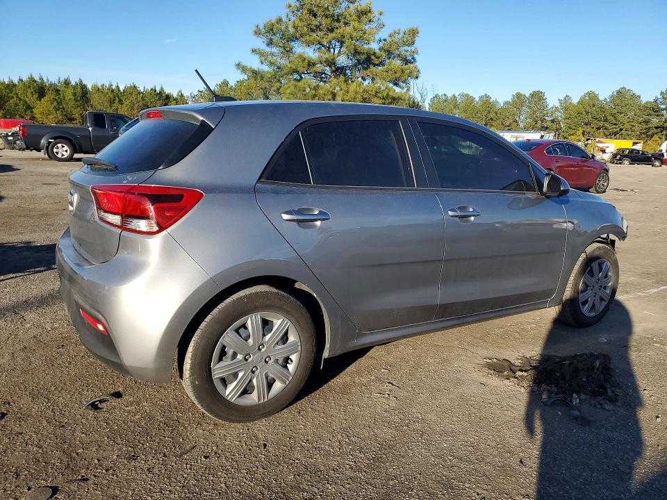 76691845 :رقم المزاد ، 3KPA25AD7PE627258 vin ، 2023 Kia Rio مزاد بيع