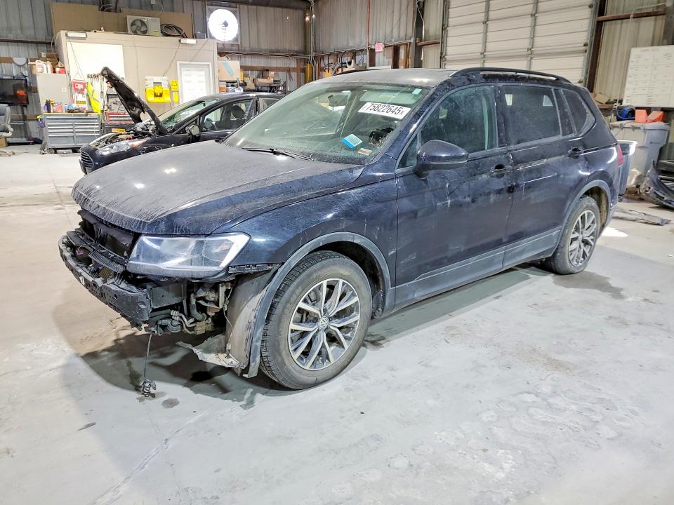 75822645 :رقم المزاد ، 3VV1B7AX8MM063709 vin ، 2021 Volkswagen Tiguan مزاد بيع
