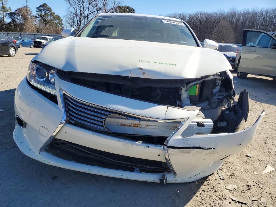 74636195 :رقم المزاد ، JTHBK1GG6D2043875 vin ، 2013 Lexus Es مزاد بيع