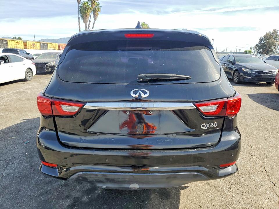 76834385 :رقم المزاد ، 5N1DL0MN3JC509929 vin ، 2018 Infinity Qx60 مزاد بيع