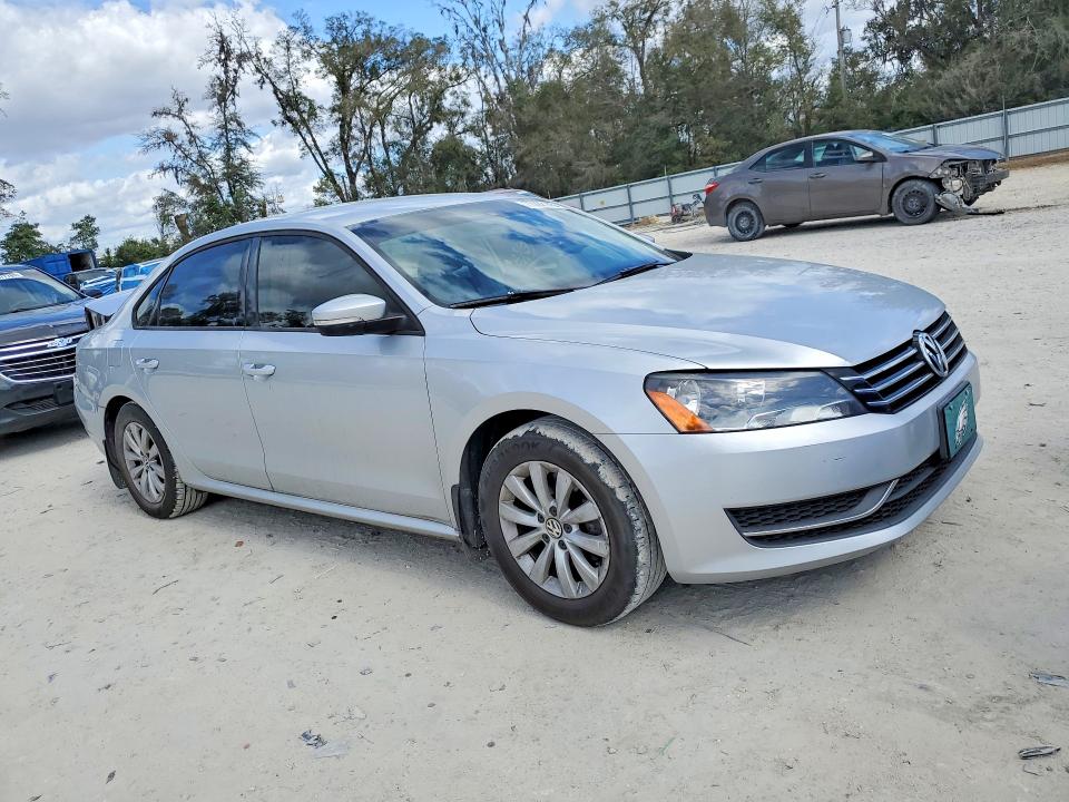 Продажа на аукционе авто 2014 Volkswagen Passat, vin: 1VWAP7A3XEC003279, номер лота: 77092145