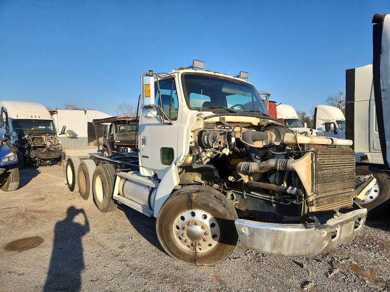 Aukcja sprzedaży 2000 Sterling Truck Lt, vin: 2FWYFWEB3YAB42909, numer aukcji: 75906285