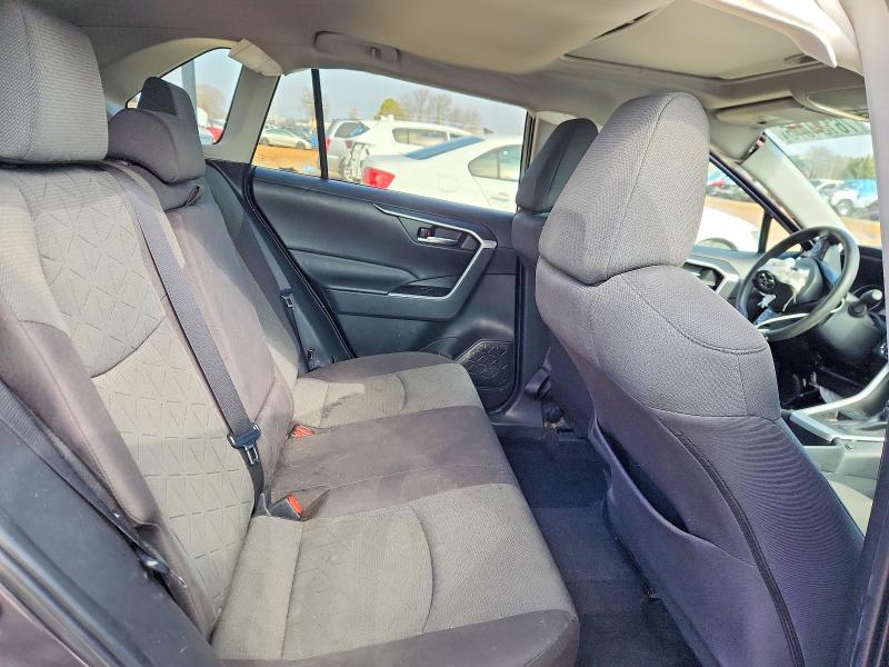 Продажа на аукционе авто 2022 Toyota Rav4, vin: 2T3W1RFV5NW216248, номер лота: 76134815
