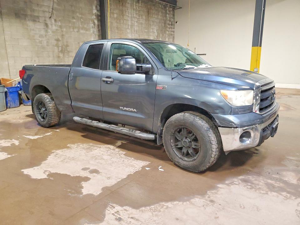 77780575 :رقم المزاد ، 5TFUY5F17AX141969 vin ، 2010 Toyota Tundra مزاد بيع