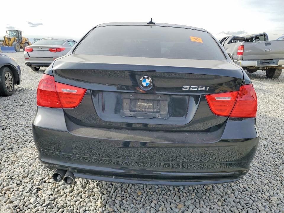 2011 Bmw 328 მანქანა იყიდება აუქციონზე, vin: WBAPK7G58BNN86890, აუქციონის ნომერი: 77120995