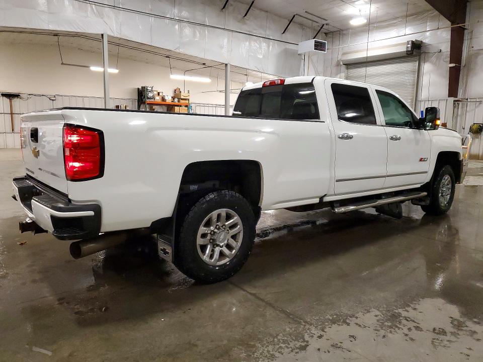 Продаж на аукціоні авто 2017 Chevrolet Silverado, vin: 1GC4K0CY5HF136758, номер лоту: 78075405