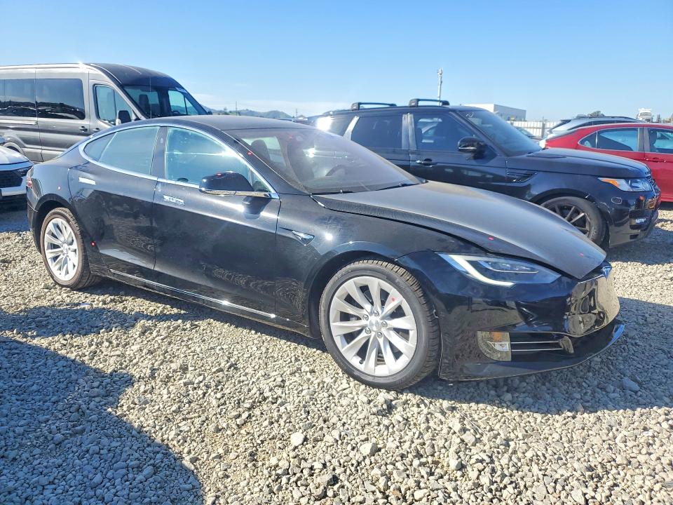 Aukcja sprzedaży 2018 Tesla Model S, vin: 5YJSA1E28JF300118, numer aukcji: 75783955