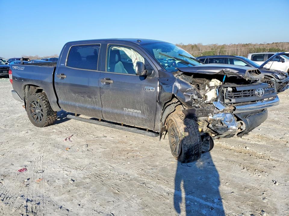 76367405 :رقم المزاد ، 5TFDW5F13FX417304 vin ، 2015 Toyota Tundra مزاد بيع
