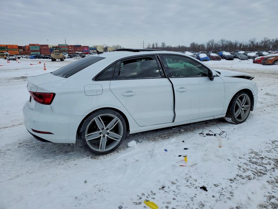 75778745 :رقم المزاد ، WAUCUGFF7LA070306 vin ، 2020 Audi A3 مزاد بيع