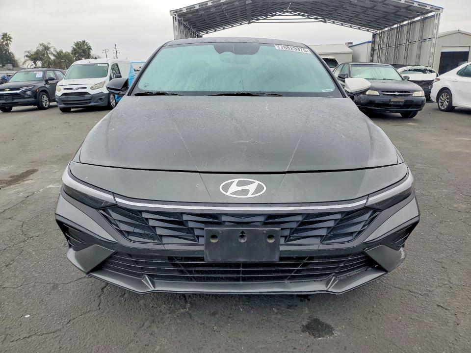 76823975 :رقم المزاد ، KMHLM4DJ6SU130853 vin ، 2025 Hyundai Elantra مزاد بيع
