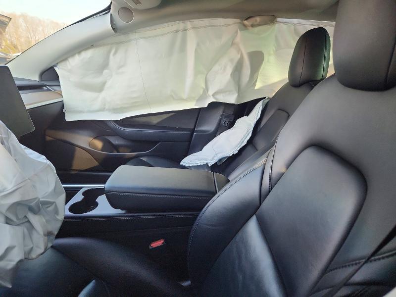 78992355 :رقم المزاد ، 5YJ3E1EA0NF306470 vin ، 2022 Tesla Model 3 مزاد بيع