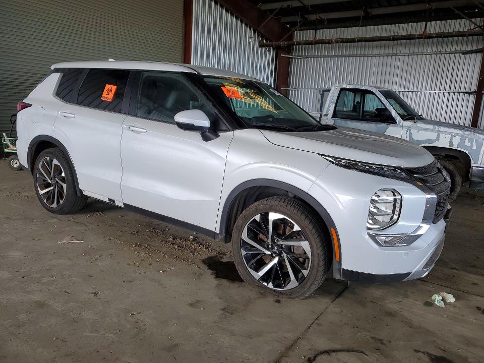 Продажа на аукционе авто 2023 Mitsubishi Outlander, vin: JA4J3UA87PZ021998, номер лота: 75875695