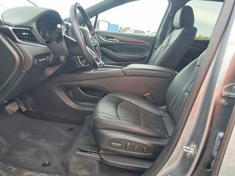 Продажа на аукционе авто 2023 Buick Enclave, vin: 5GAEVCKW7PJ141535, номер лота: 79465805