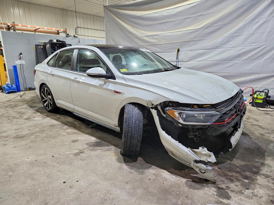 77843575 :رقم المزاد ، 3VW5T7BU8KM258267 vin ، 2019 Volkswagen Jetta مزاد بيع
