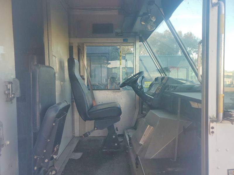 Aukcja sprzedaży 2001 Workhorse Custom Chassis Forward Control Chassis, vin: 5B4KP42Y613329435, numer aukcji: 74495375