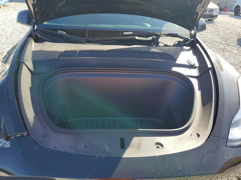 76796005 :رقم المزاد ، 7SAYGDEE4NA006323 vin ، 2022 Tesla Model Y مزاد بيع