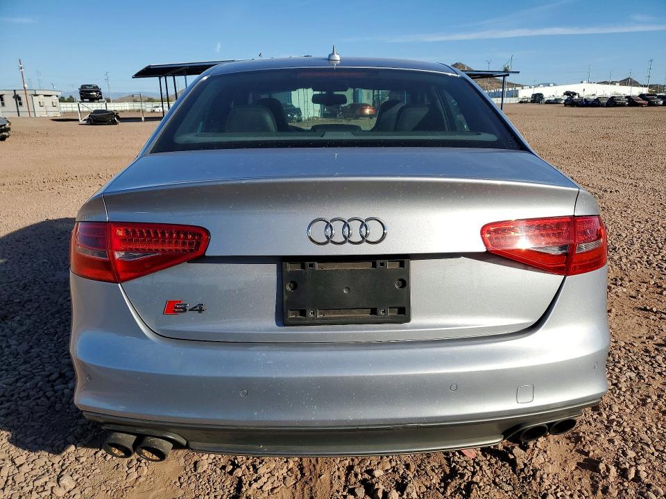 Продажа на аукционе авто 2015 Audi S4, vin: WAUBGAFL2FA008936, номер лота: 76675525