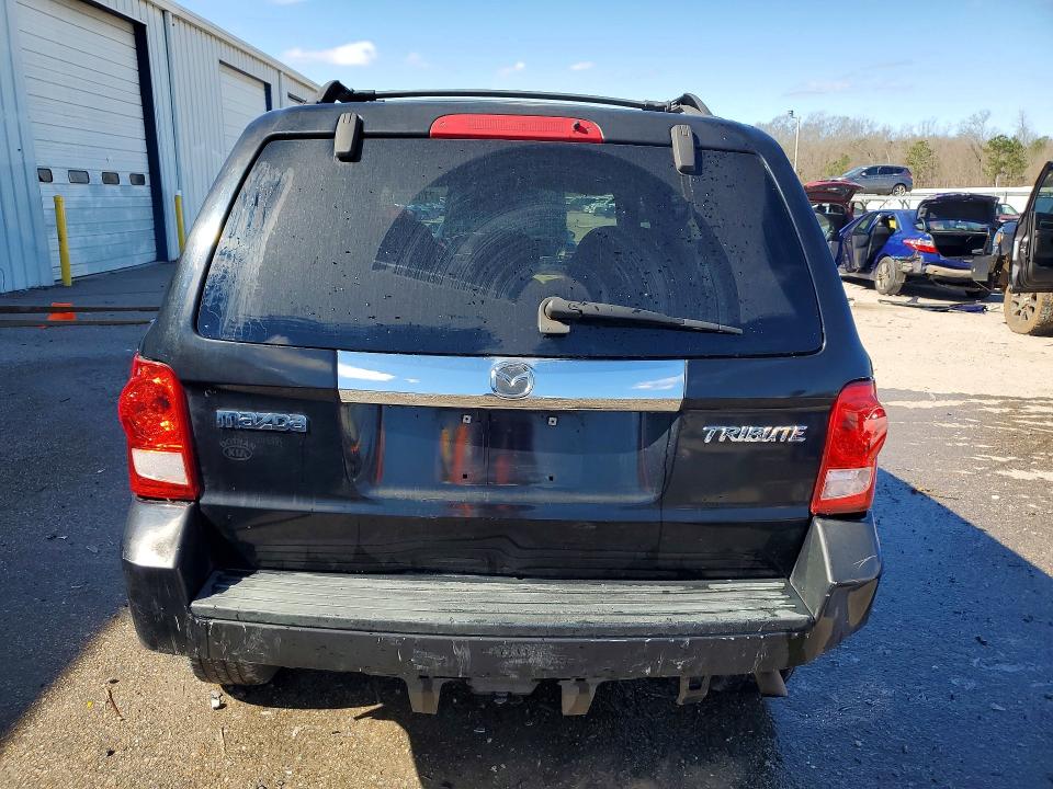 2008 Mazda Tribute მანქანა იყიდება აუქციონზე, vin: 4F2CZ06128KM01651, აუქციონის ნომერი: 77152665