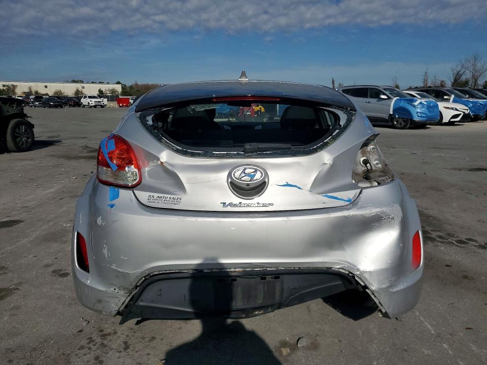 49890066 :رقم المزاد ، KMHTC6AD2GU288286 vin ، 2016 Hyundai Veloster مزاد بيع