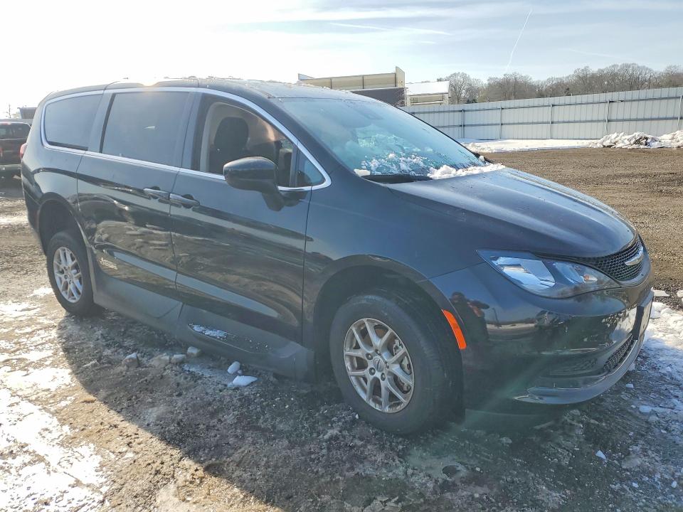 75178095 :رقم المزاد ، 2C4RC1CG2PR548577 vin ، 2023 Chrysler Voyager مزاد بيع