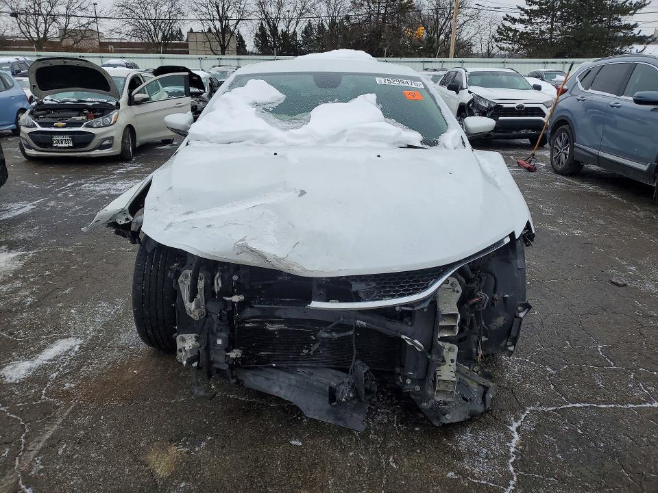 Продажа на аукционе авто 2016 Chrysler 200, vin: 1C3CCCAG7GN148407, номер лота: 75299475