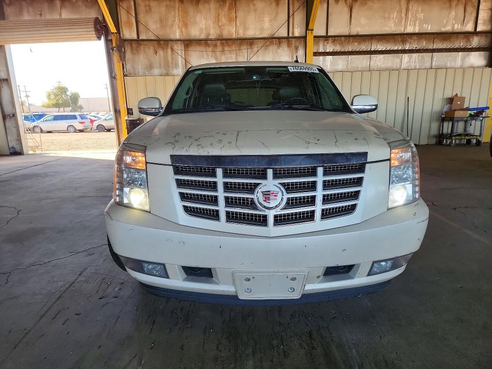 2009 Cadillac Escalade L მანქანა იყიდება აუქციონზე, vin: 1GYFK232X9R285662, აუქციონის ნომერი: 76569905