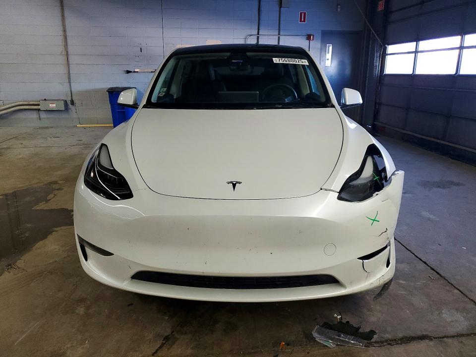 Продаж на аукціоні авто 2023 Tesla Model Y, vin: 7SAYGDEE6PF878475, номер лоту: 75680025