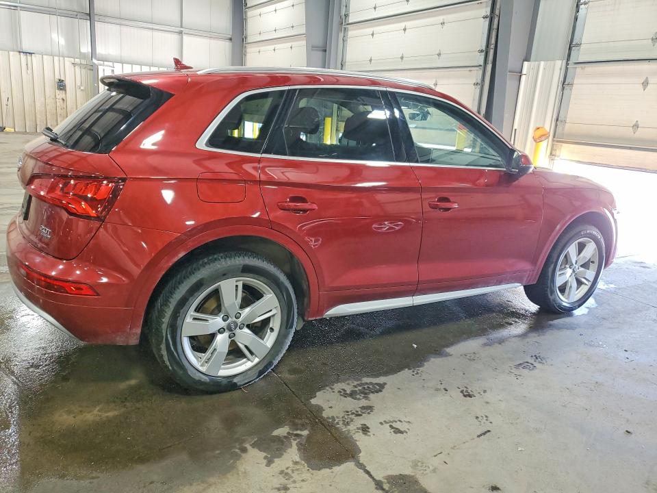 Продаж на аукціоні авто 2018 Audi Q5, vin: WA1BNAFY4J2036769, номер лоту: 77668385