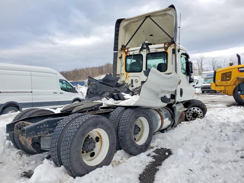 Продаж на аукціоні авто 2018 Freightliner Cascadia 1, vin: 1FUJGEDV6JLJP7082, номер лоту: 96349355