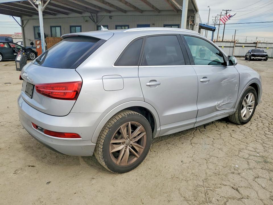 78911925 :رقم المزاد ، WA1BFCFS7GR002118 vin ، 2016 Audi Q3 مزاد بيع