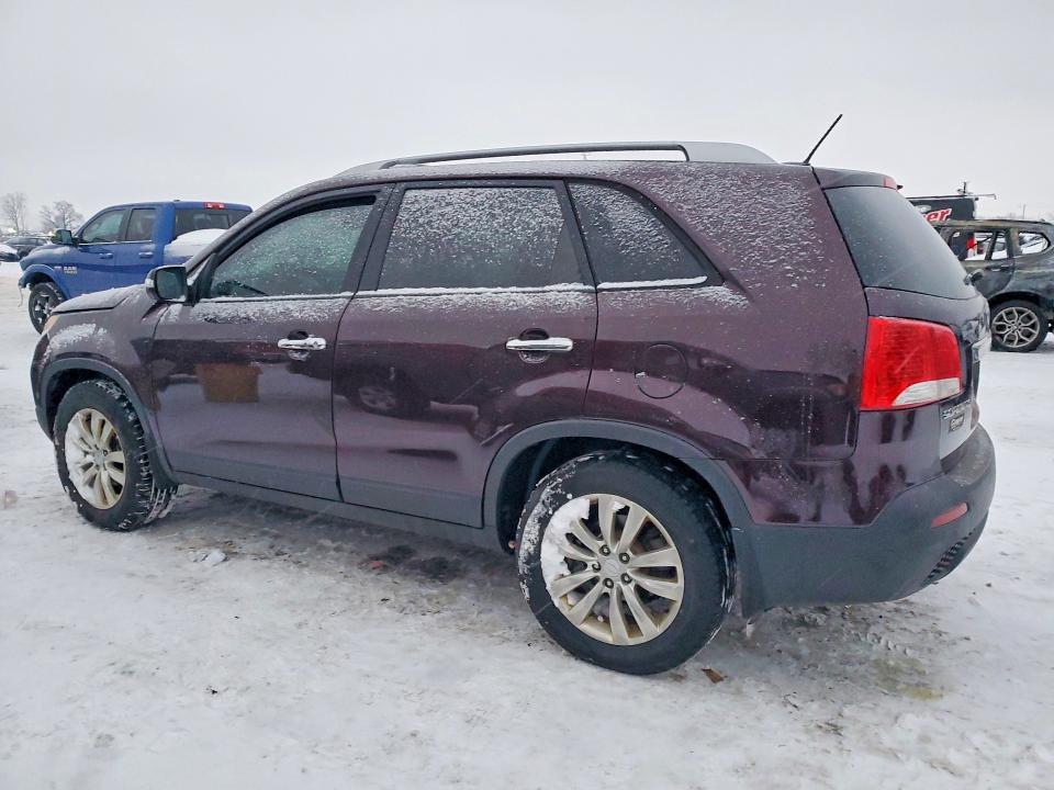 75602305 :رقم المزاد ، 5XYKT3A27BG153120 vin ، 2011 Kia Sorento Ba مزاد بيع
