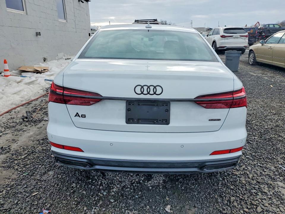 Продажа на аукционе авто 2022 Audi A6, vin: WAUL2BF2XNN019500, номер лота: 76590035