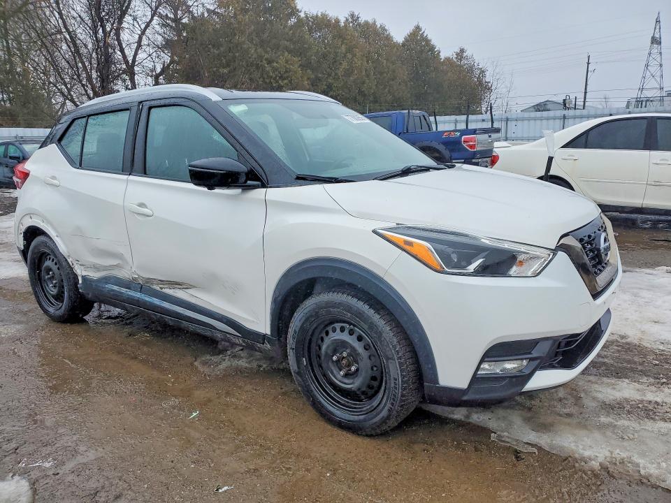 77002655 :رقم المزاد ، 3N1CP5CU0KL561912 vin ، 2019 Nissan Kicks مزاد بيع