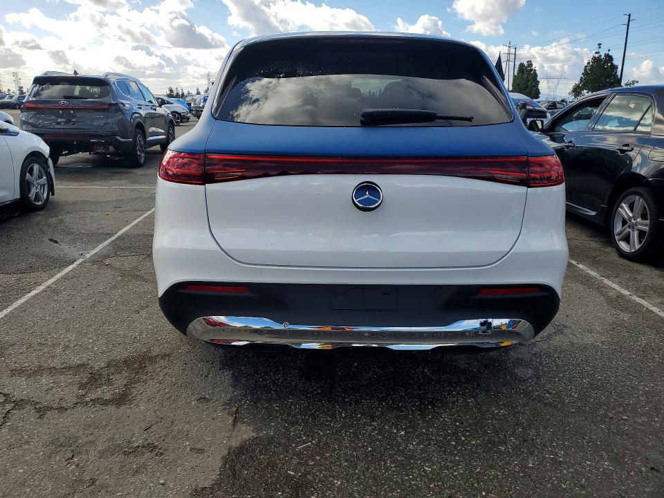 77431105 :رقم المزاد ، 4JGDM2EB2RA032446 vin ، 2024 Mercedes-benz Eqs Suv مزاد بيع