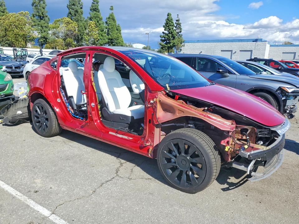 Продаж на аукціоні авто 2022 Tesla Model Y, vin: 7SAYGDEE5NF369488, номер лоту: 77749375