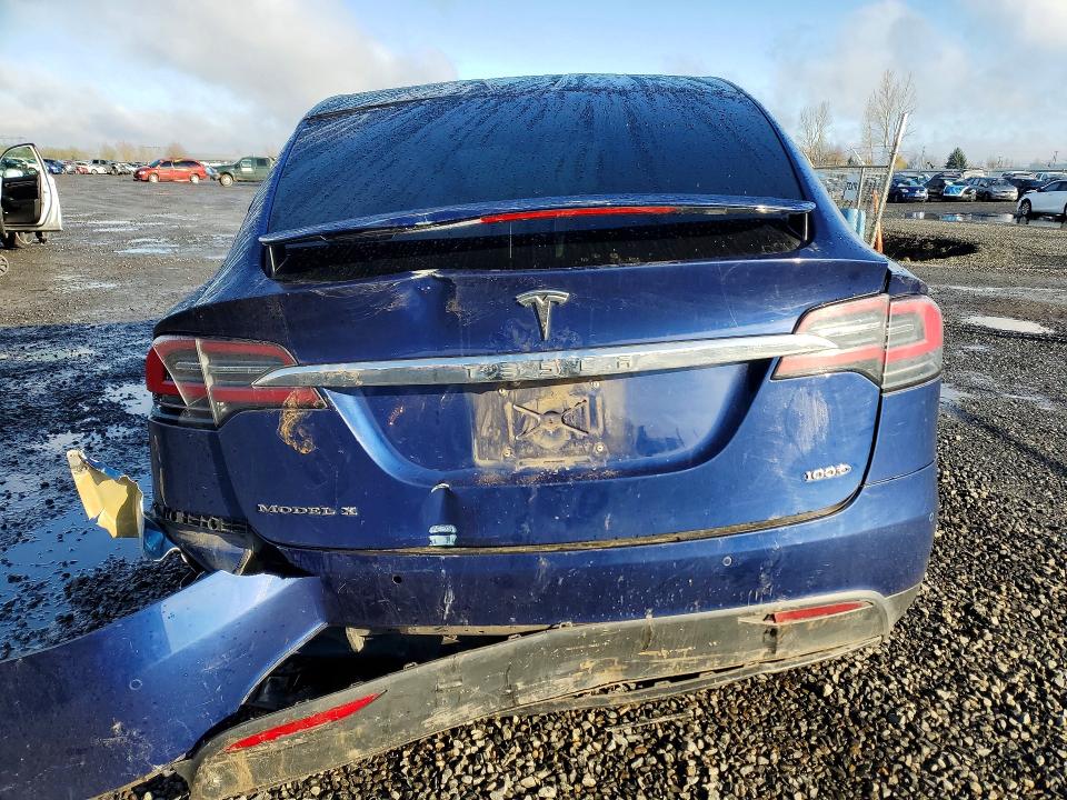 2018 Tesla Model X მანქანა იყიდება აუქციონზე, vin: 5YJXCBE21JF141190, აუქციონის ნომერი: 78491955