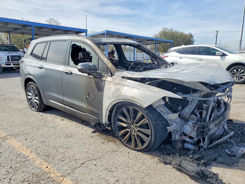 Продажа на аукционе авто 2021 Cadillac Xt6, vin: 1GYKPGRS8MZ135613, номер лота: 78716185