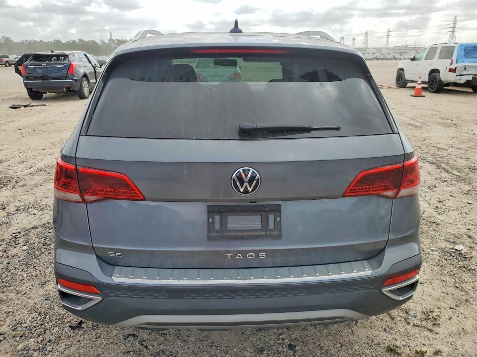 78494135 :رقم المزاد ، 3VVTX7B25NM071359 vin ، 2022 Volkswagen Taos مزاد بيع