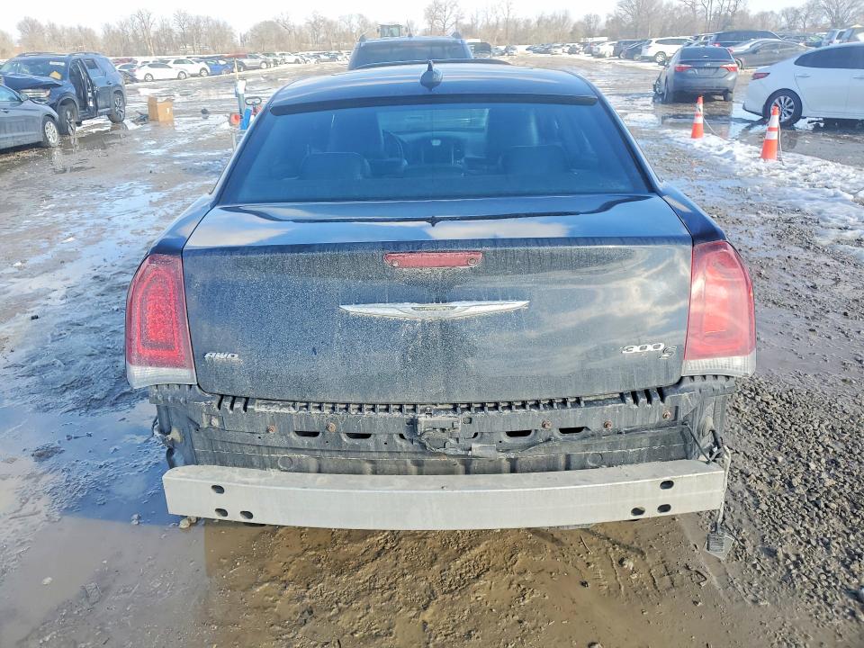 Продажа на аукционе авто 2015 Chrysler 300, vin: 2C3CCAGGXFH905366, номер лота: 77275025