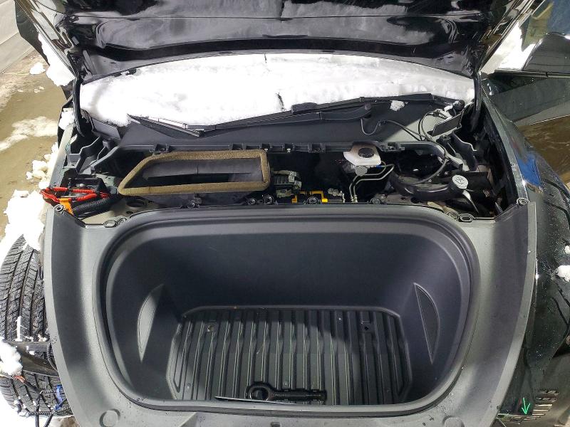 76233555 :رقم المزاد ، 5YJYGAEE1MF195106 vin ، 2021 Tesla Model Y مزاد بيع