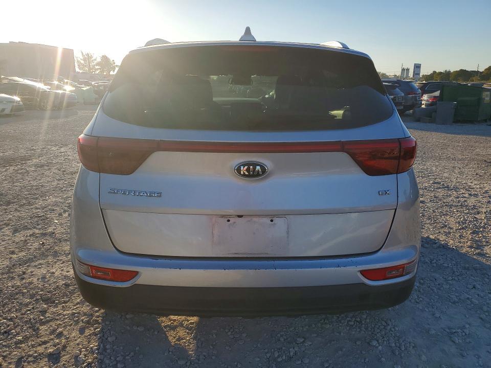 Продажа на аукционе авто 2017 Kia Sportage, vin: KNDPNCAC6H7207103, номер лота: 75747495