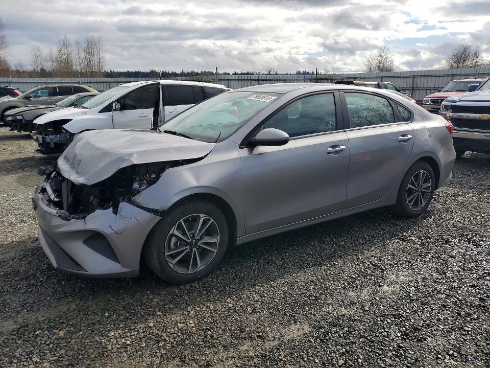 78893615 :رقم المزاد ، 3KPF24AD0RE784245 vin ، 2024 Kia Forte مزاد بيع