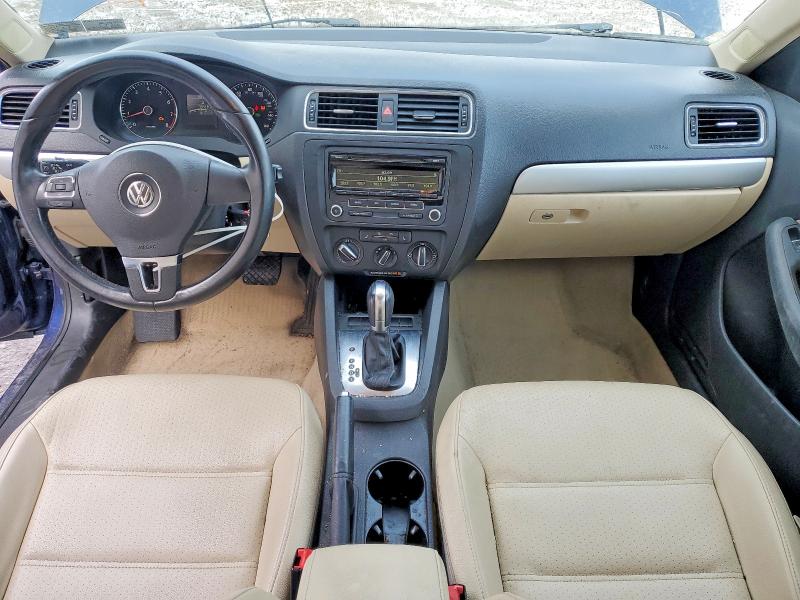 2013 Volkswagen Jetta მანქანა იყიდება აუქციონზე, vin: 3VWDP7AJ8DM449827, აუქციონის ნომერი: 76862495