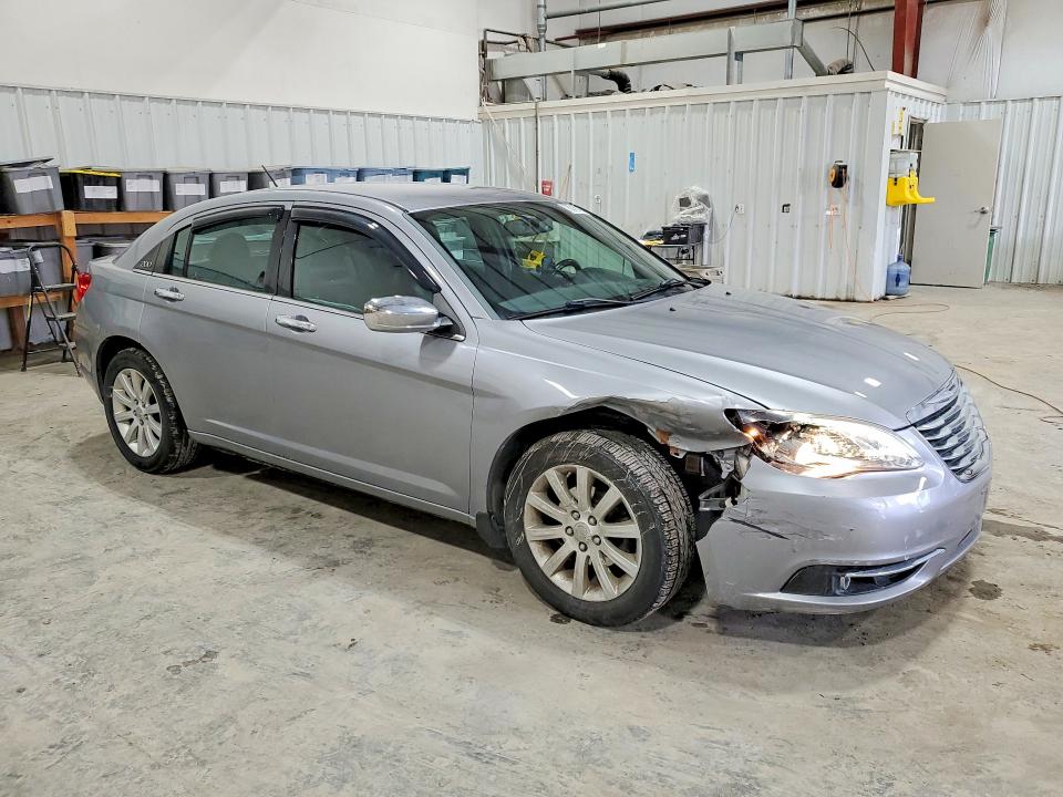 Продажа на аукционе авто 2014 Chrysler 200, vin: 1C3CCBCG9EN111976, номер лота: 78216785