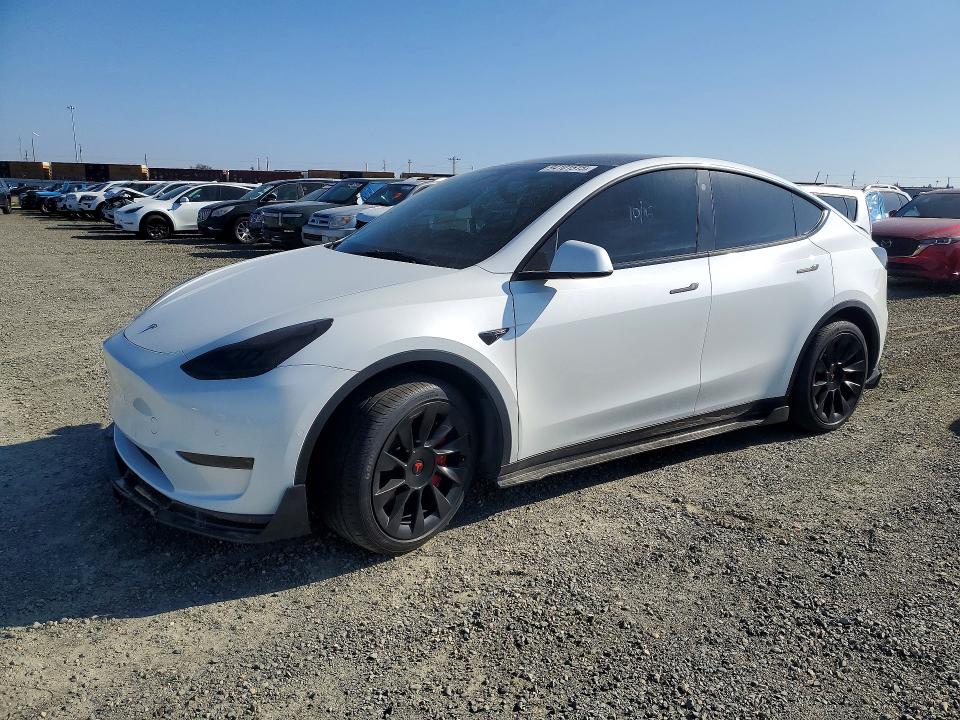 Продаж на аукціоні авто 2021 Tesla Model Y, vin: 5YJYGDEE8MF161536, номер лоту: 94101515