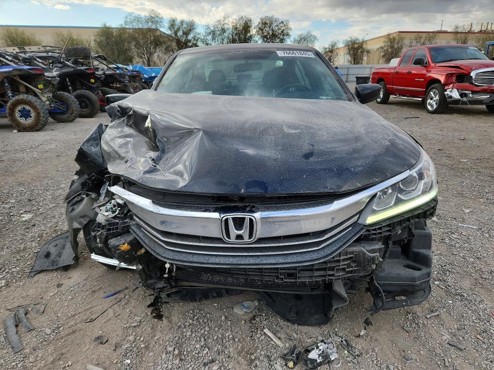 Продажа на аукционе авто 2017 Honda Accord, vin: 1HGCR2F55HA253887, номер лота: 76661845