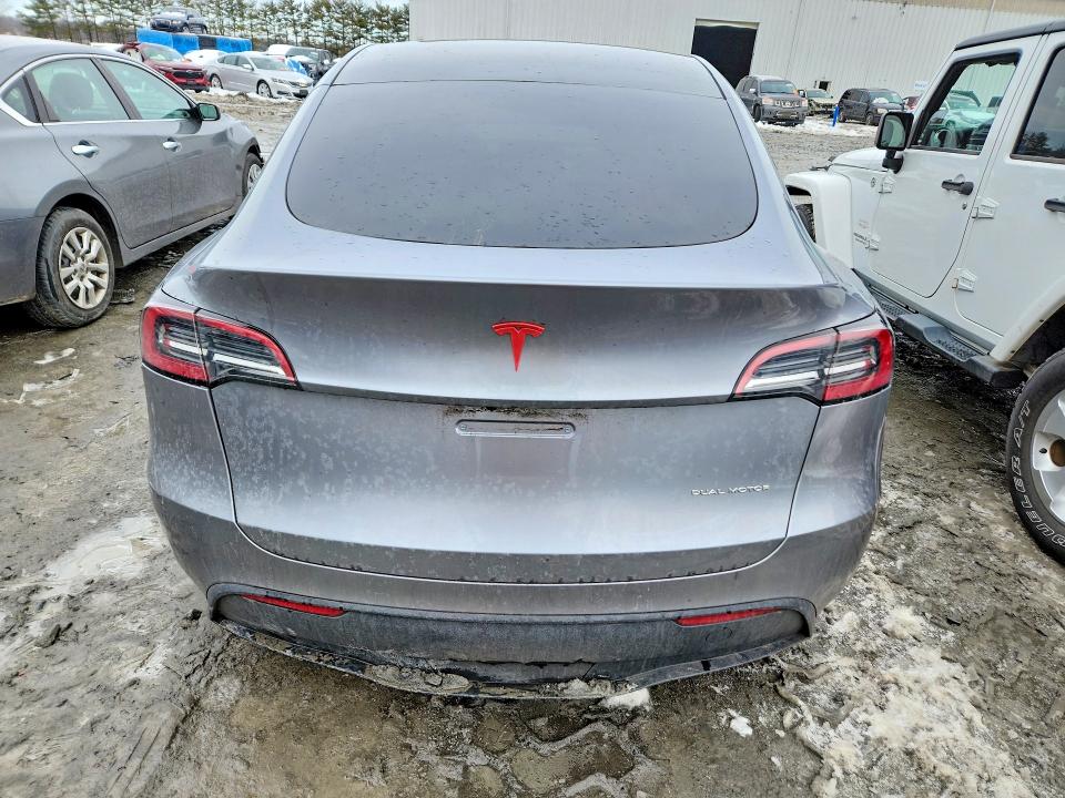 2024 Tesla Model Y მანქანა იყიდება აუქციონზე, vin: 7SAYGDEE2RA326519, აუქციონის ნომერი: 78338035
