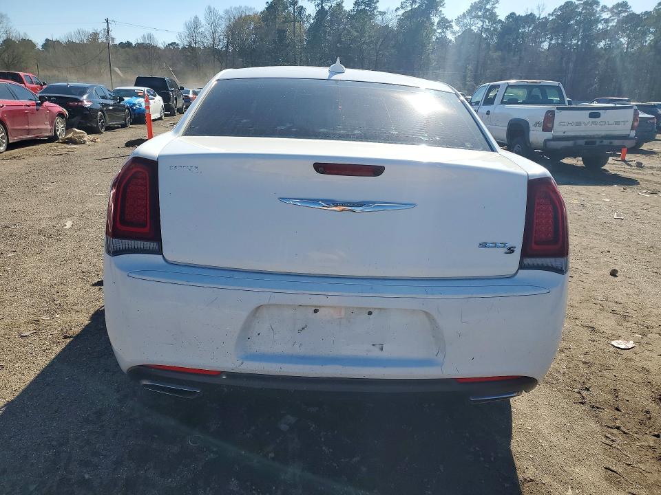 Aukcja sprzedaży 2018 Chrysler 300, vin: 2C3CCABG5JH214357, numer aukcji: 76126535